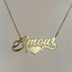 COLLAR CON NOMBRE CLÁSICO Y MARCO CORAZON