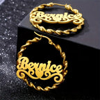 ARETES HOOPS ENTORCHADO CON CORAZÓN