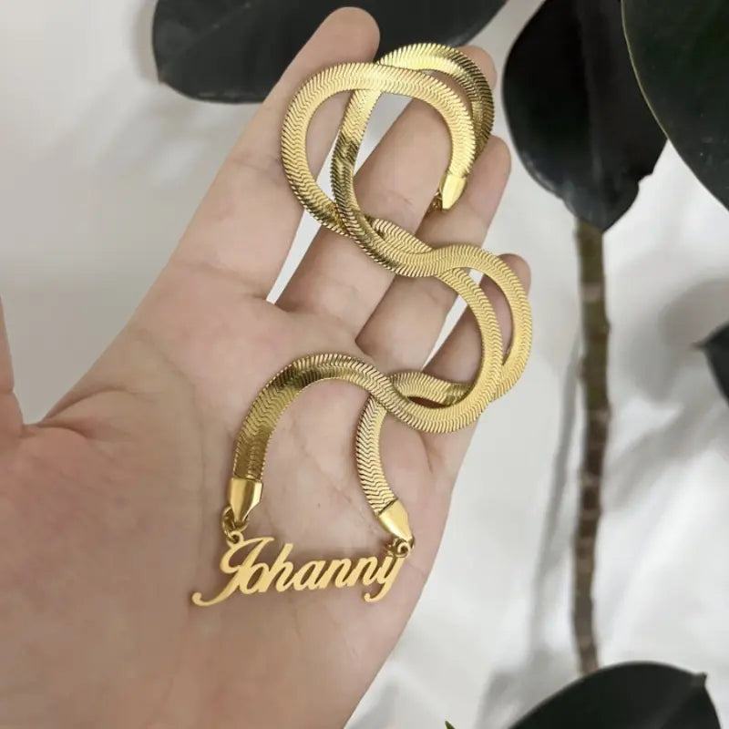 COLLAR CON NOMBRE CON CADENA TIPO SERPIENTE