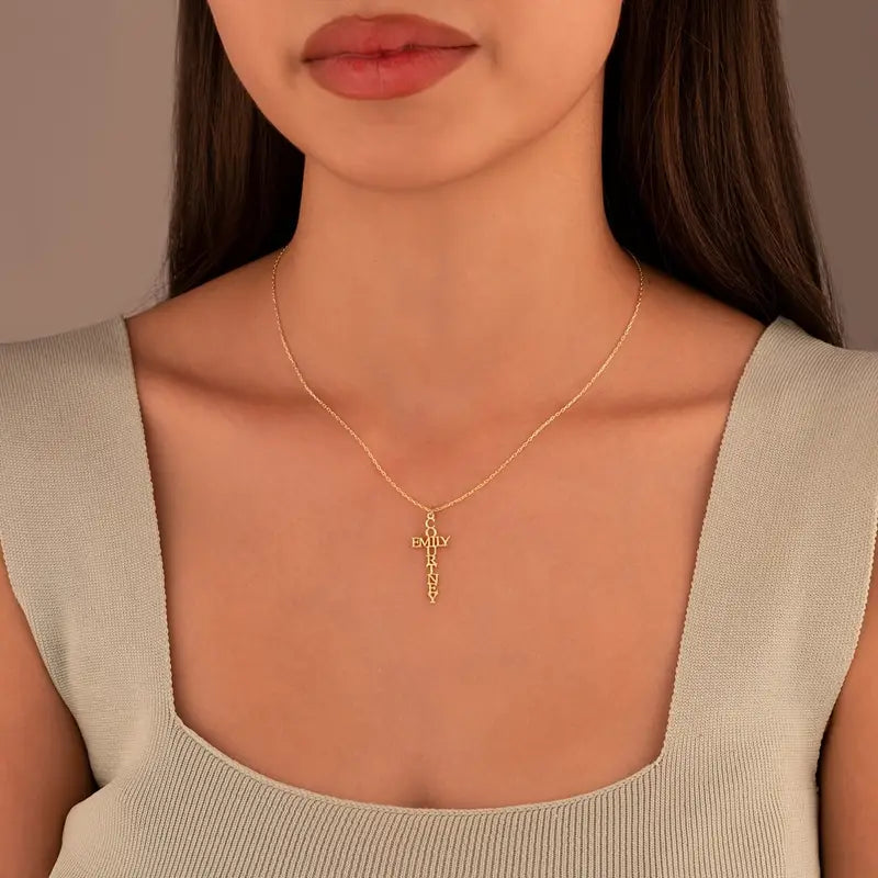COLLAR CON NOMBRE EN FORMA DE CRUZ
