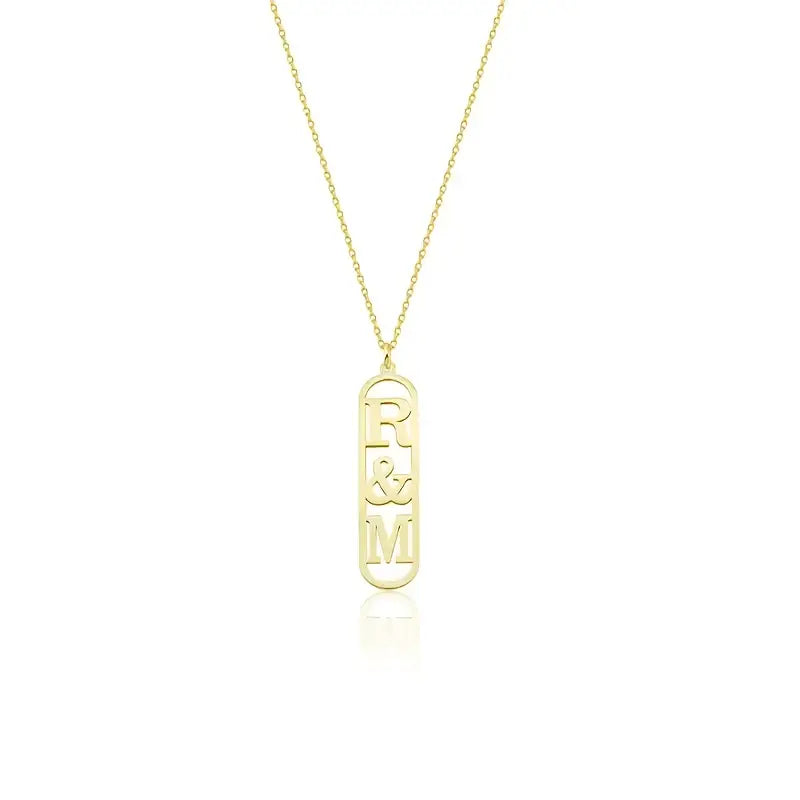 COLLAR PLAQUITA CALADA CON INICIALES