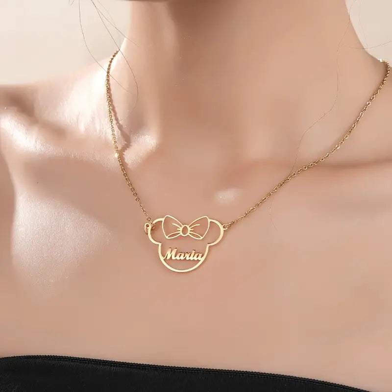 COLLAR CON NOMBRE MINNIE