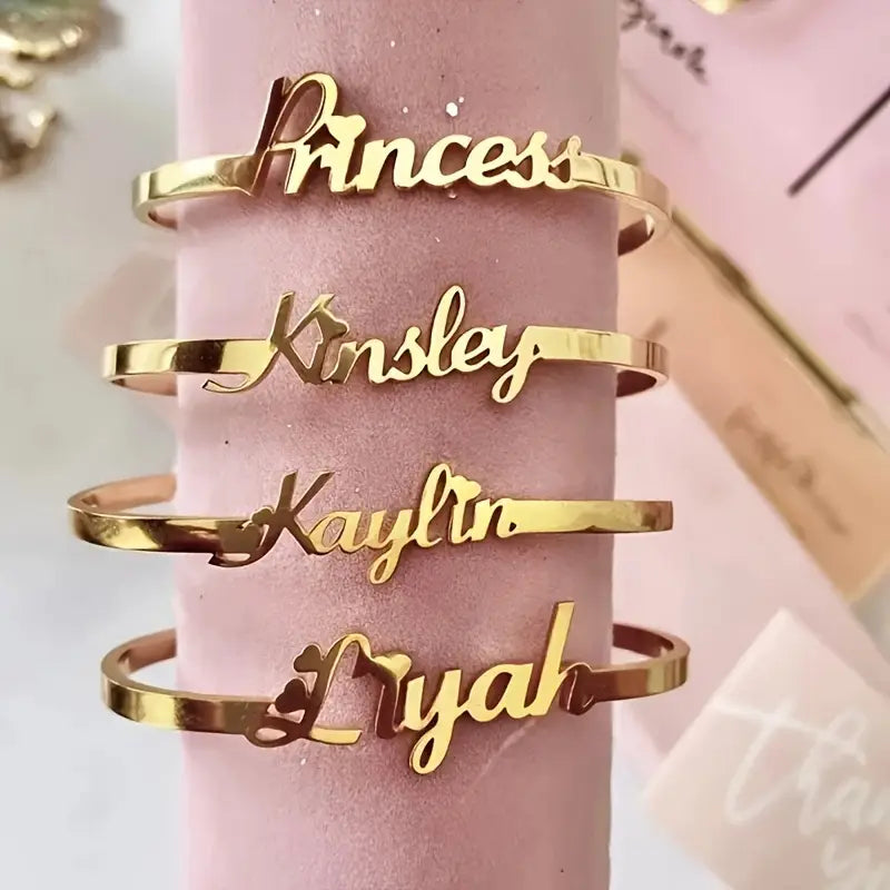 PULSERA CON NOMBRE Y CORAZON
