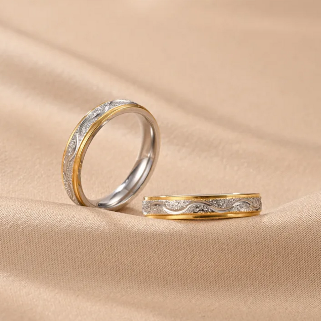 DUO DE ANILLOS PARA PAREJA BICOLOR ESCARCHADOS