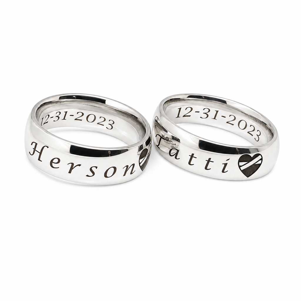 Smooth silver couple rings