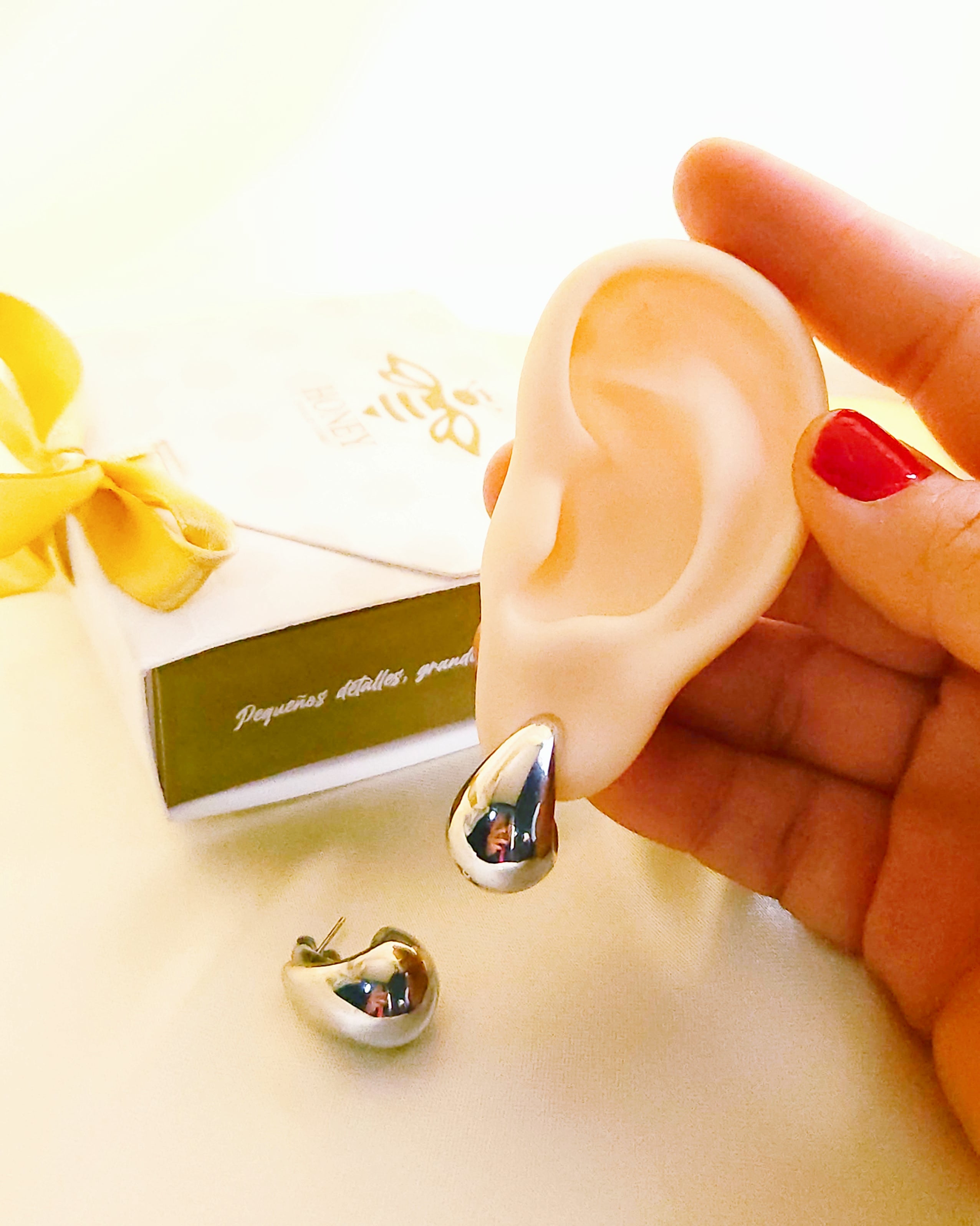 Aretes gota