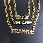 Female necklace with name in capital letters and thick chain