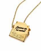 COLLAR CARTA DE AMOR CON RELIEVE