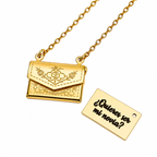 COLLAR CARTA DE AMOR CON RELIEVE