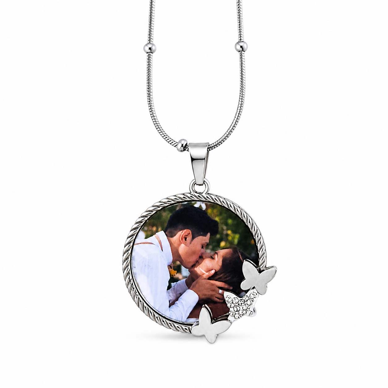 COLLAR MEMORABLE CON MARIPOSAS