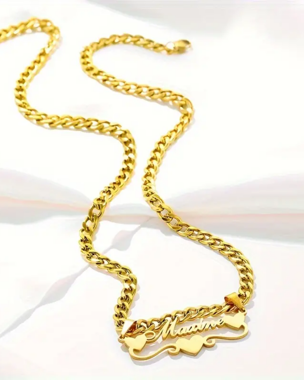 COLLAR CON NOMBRE CON MARCO CORAZON + CADENA GRUESA