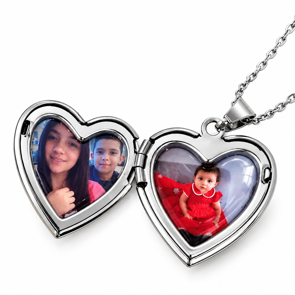 COLLAR RELICARIO CORAZÓN CON 3 FOTOS