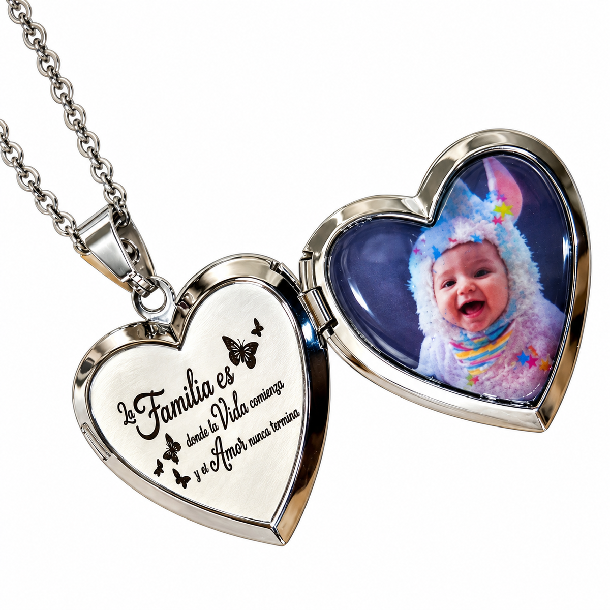 COLLAR RELICARIO CORAZÓN CON 3 FOTOS