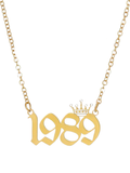 COLLAR CON NÚMEROS CON CORONA DE REINA