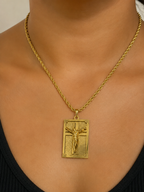 Collar placa con silueta de cristo redentor