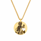 Collar placa redonda con corazon calado