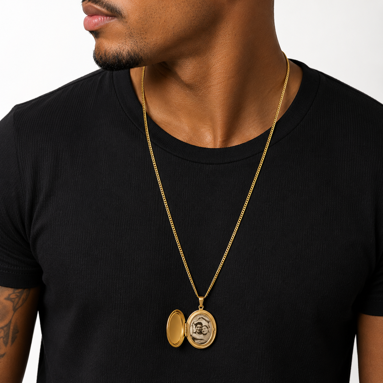 Smooth round locket necklace - photo-etched
