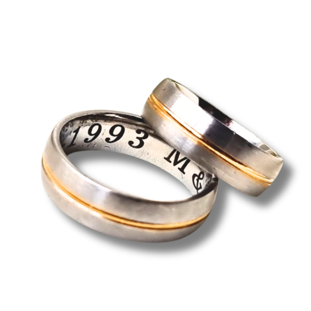 Two-tone gold line couple rings