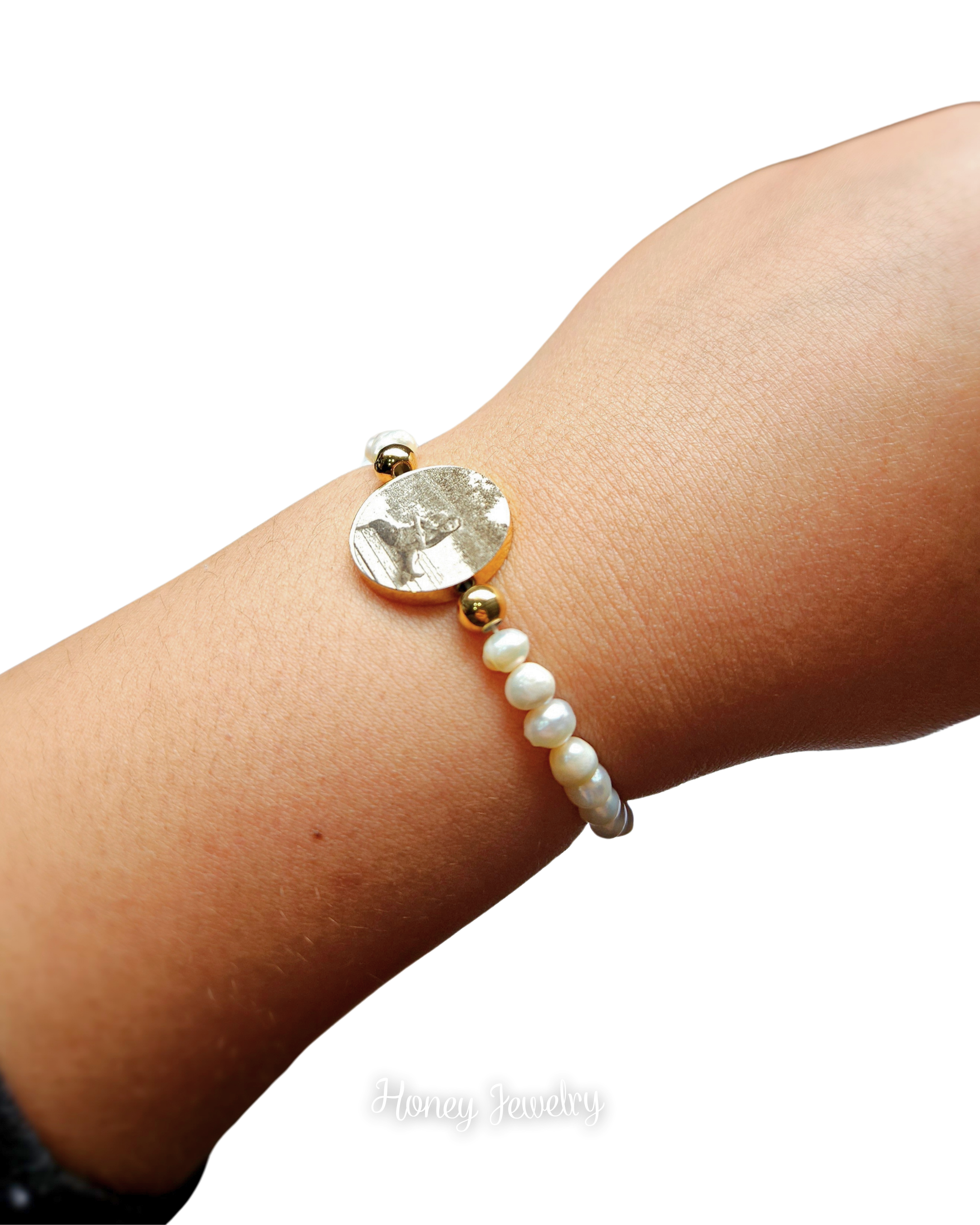 PULSERA PERLAS NATURALES CON FOTOGRABADO