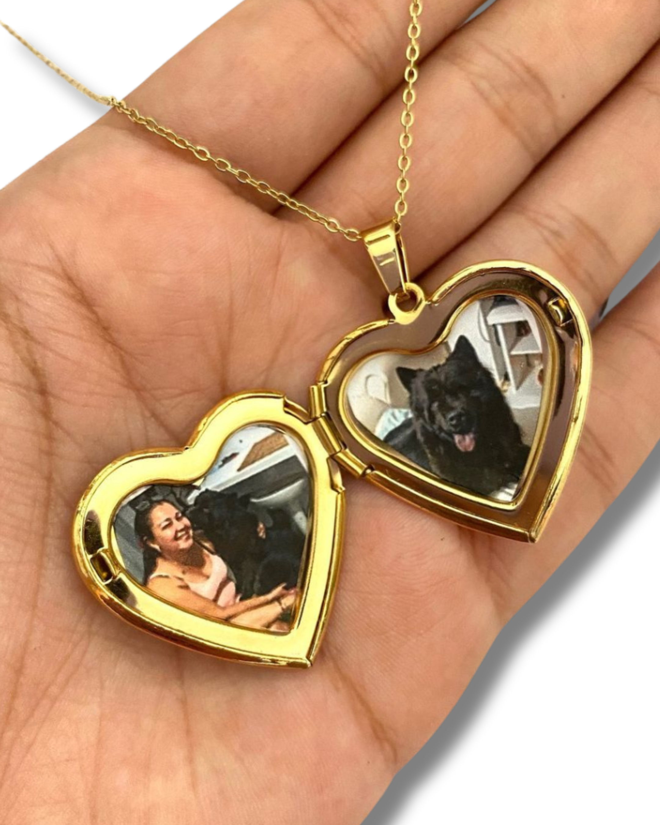Collar Relicario corazón liso