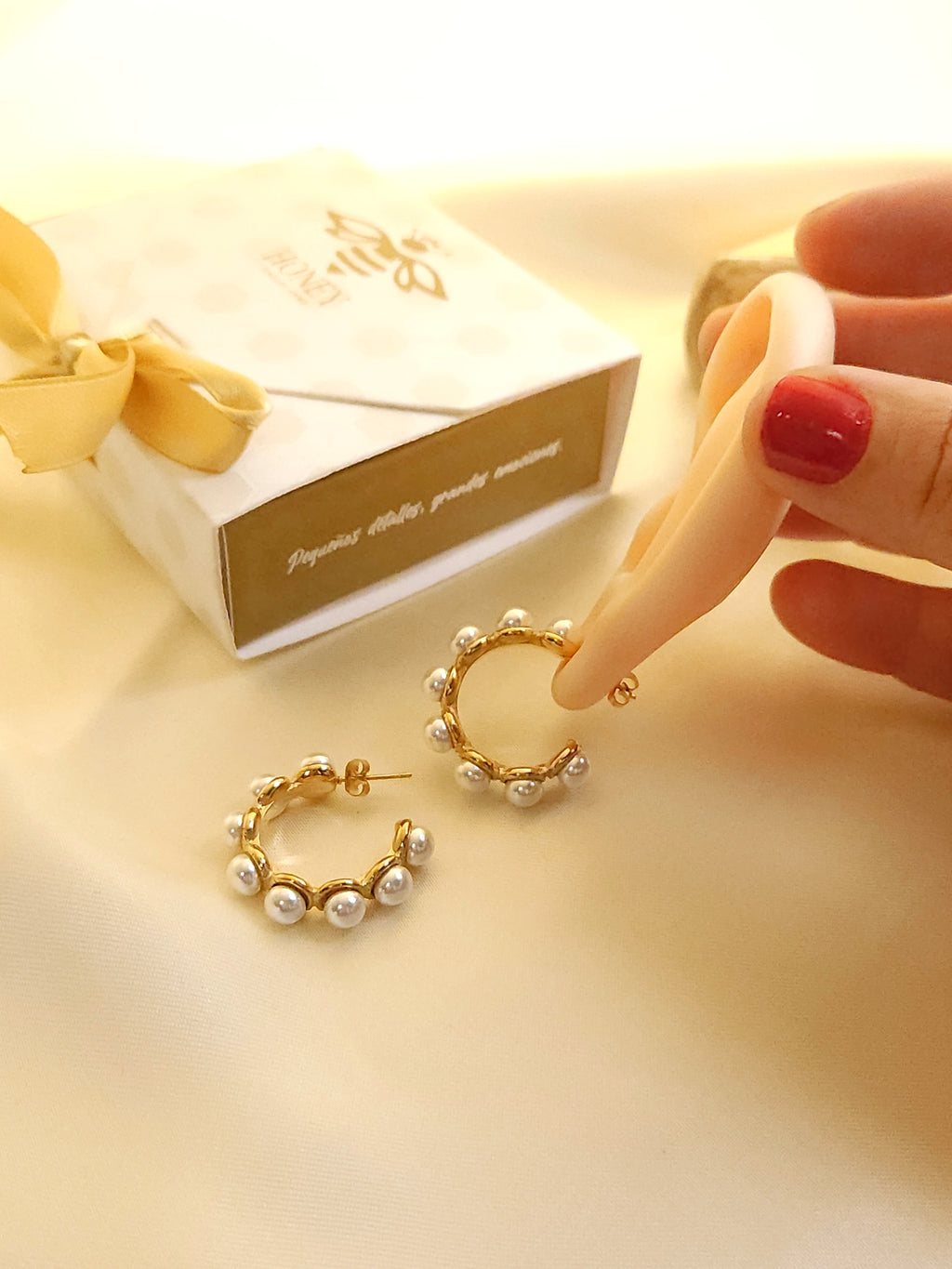 Hoop and pearl earrings x 8