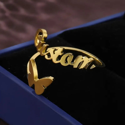 ANILLO CON NOMBRE Y MARIPOSA