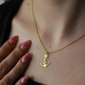COLLAR CON NOMBRE Y ANCLA