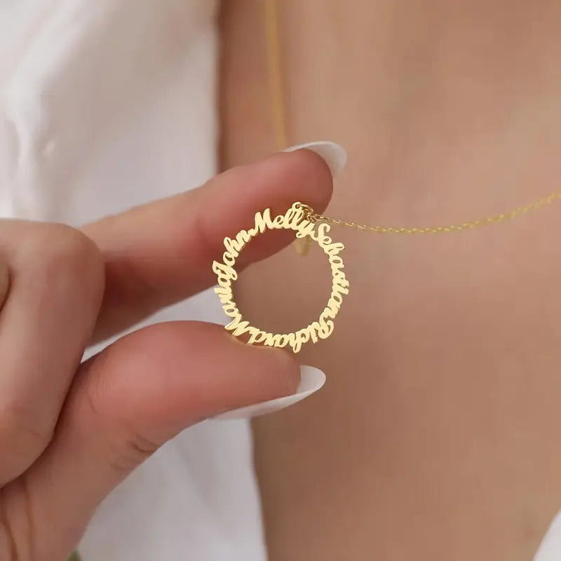 COLLAR CIRCULO CON NOMBRES