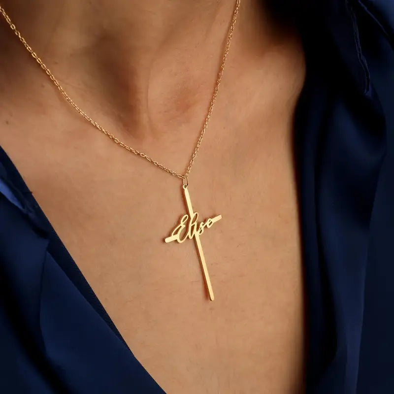 COLLAR CON NOMBRE Y CRUZ