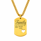 Collar placa calado corazón